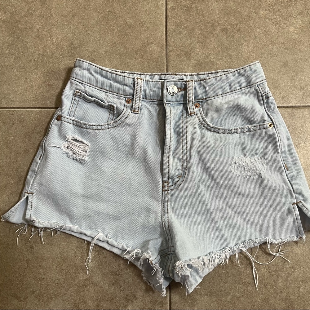 Wild Fable Women's Super High Rise Cut Off Jean Shorts Denim Light Wash Size 00